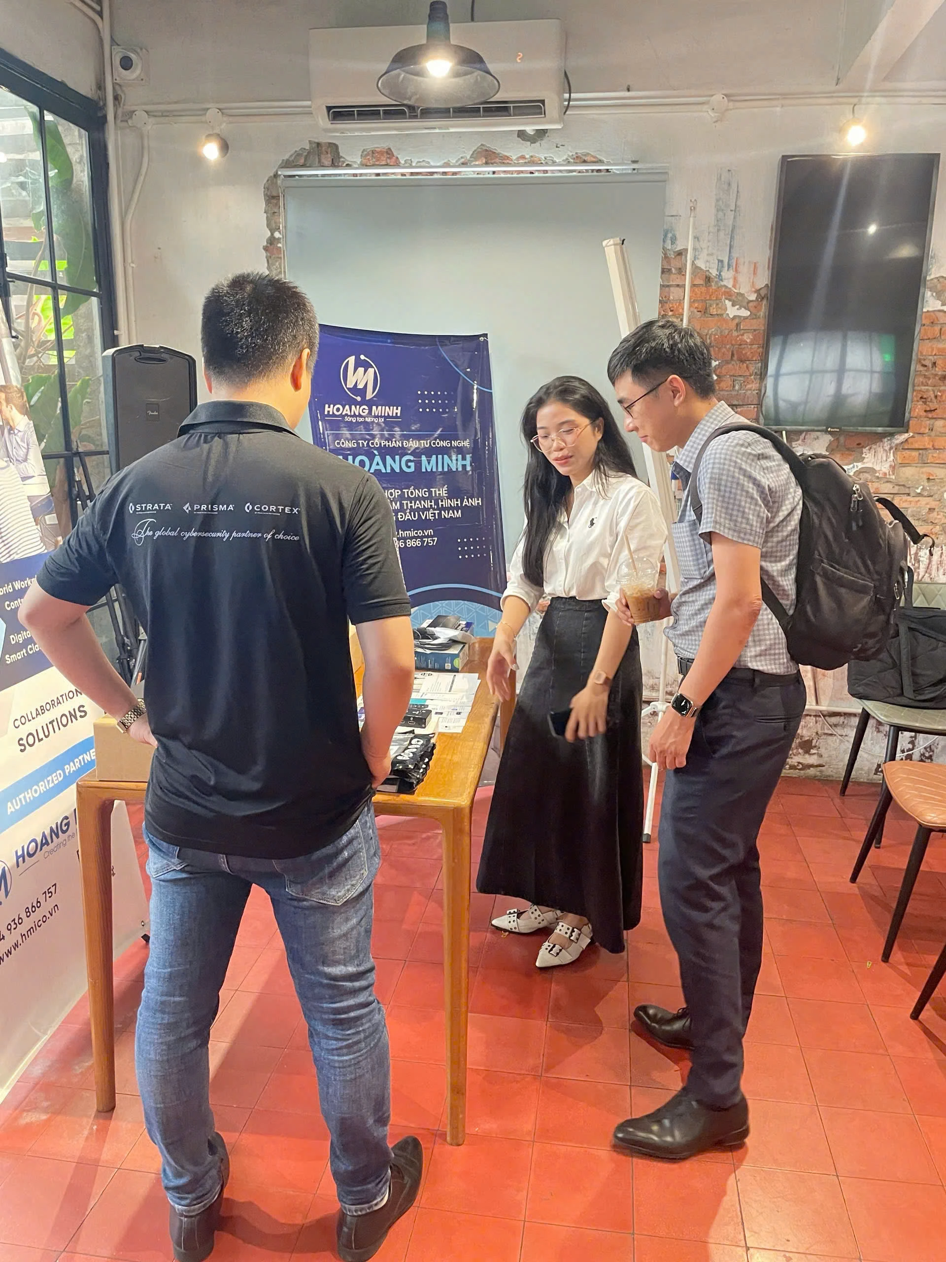Hơn 100 khách mời cùng Hoàng Minh khám phá hệ sinh thái ATEN tại Workshop “Giải pháp kết nối hạ tầng AV | KVM | PDU”