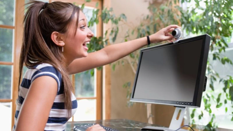 Webcam là gì? Công dụng và ứng dụng thực tế của webcam