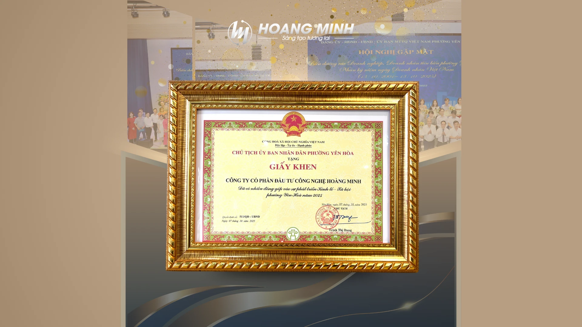 Hoàng Minh vinh dự đón nhận bằng khen “Đóng góp vào sự phát triển kinh tế – xã hội phường Yên Hòa năm 2025”