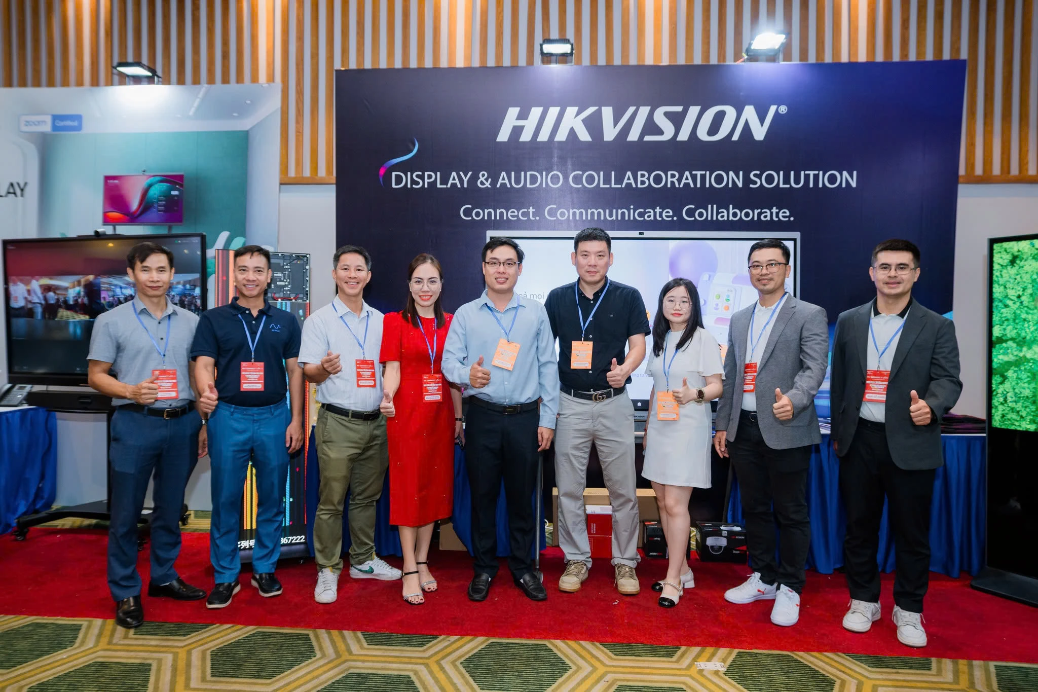 Hoàng Minh chúc mừng AV CONNECT 2025 – Hà Nội bùng nổ cảm hứng công nghệ!