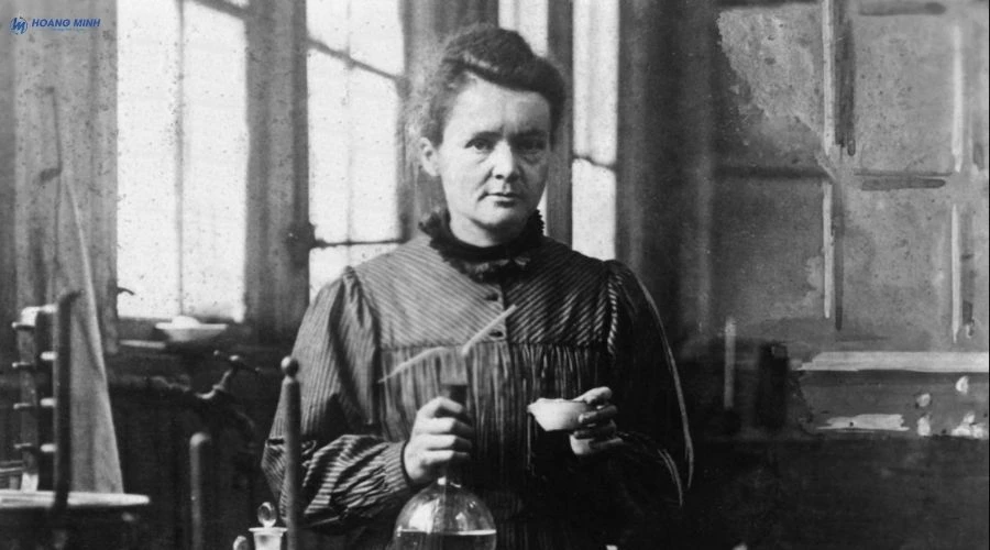 nguoi-phu-nu-dau-tien-doat-giai-nobel-la-ai (2)