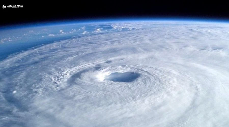 nhung-con-bao-manh-nhat-lich-su (2)