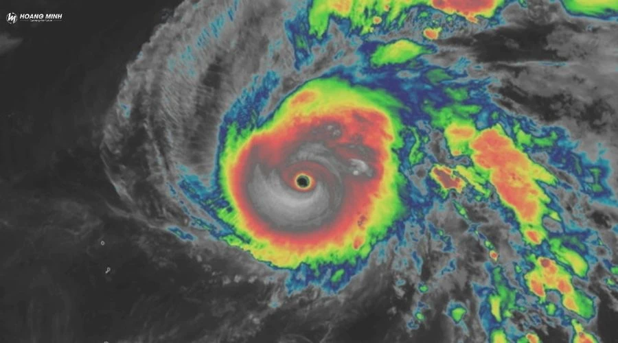 nhung-con-bao-manh-nhat-lich-su (4)