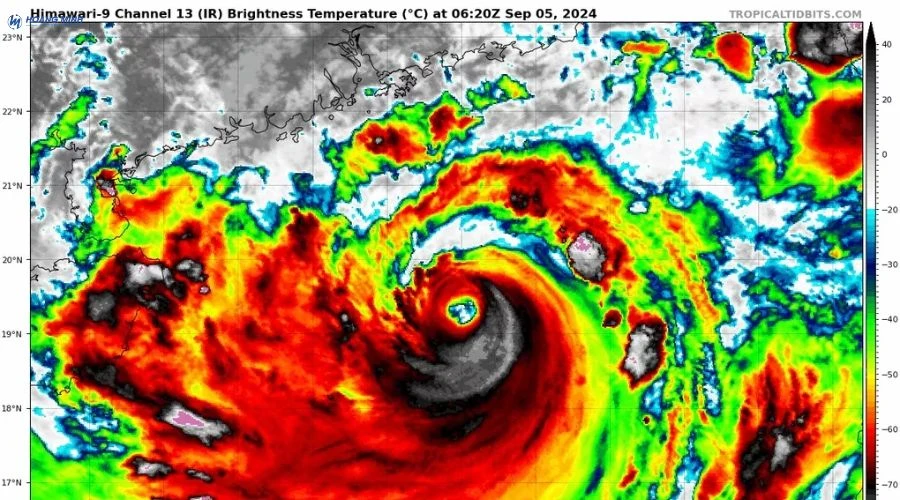 nhung-con-bao-manh-nhat-lich-su (7)