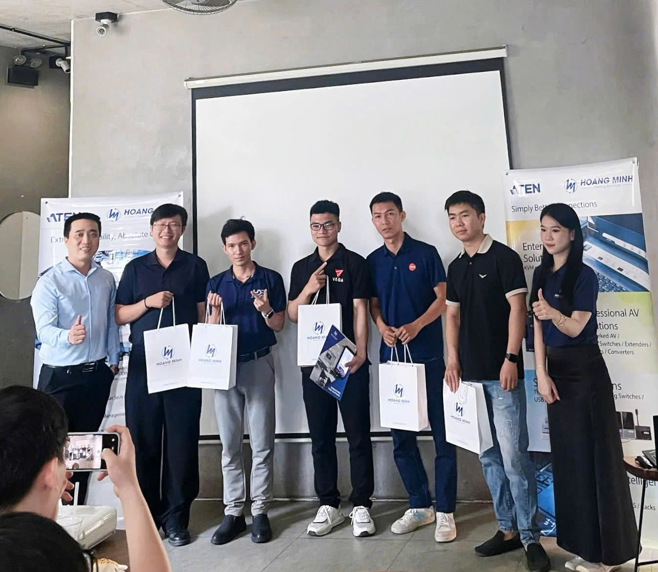 Recap sự kiện Hoàng Minh: Coffee Talk “Empowerring Connections”